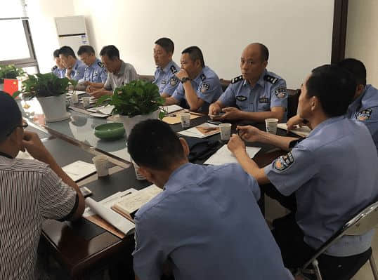 金華市公安局領(lǐng)導一行來金東保安公司指導工作